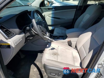 Zdjęcie 7 z 13 samochodu: 2016 HYUNDAI TUCSON SE VIN:KM8J3CA46GU247939 - miniatura