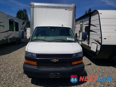 Piąte zdjęcie samochodu w środku: 2021 CHEVROLET EXPRESS BOX TRUCK VIN:1HA6GVC76MN006823 - miniatura