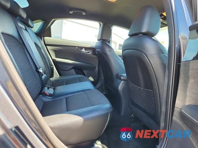 Zdjęcie 10 z 12 samochodu: 2023 KIA FORTE GT LINE VIN:3KPF54AD5PE580089 - miniatura