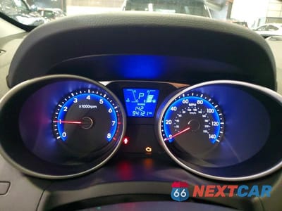 Zdjęcie 9 z 13 samochodu: 2014 HYUNDAI TUCSON GLS VIN:KM8JTCAF7EU882795 - miniatura