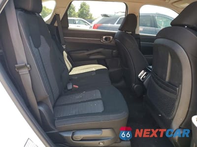 Zdjęcie 11 z 13 samochodu: 2021 KIA SORENTO LX VIN:5XYRG4LC8MG016009 - miniatura
