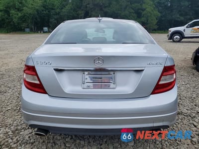 Zdjęcie 6 z 12 samochodu: 2010 MERCEDES-BENZ C 300 4MATIC VIN:WDDGF8BBXAR119767 - miniatura