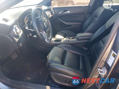 Zdjęcie 7 z 13 samochodu: 2018 MERCEDES-BENZ GLA 250 4MATIC VIN:WDCTG4GB4JJ373720 - miniatura