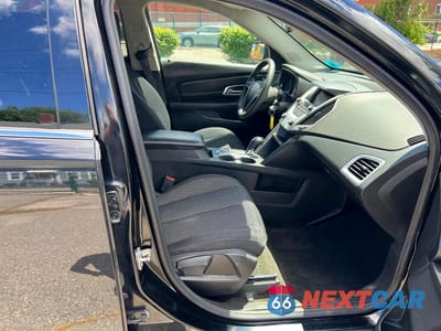 Zdjęcie 6 z 11 samochodu: 2017 GMC TERRAIN SLE VIN:2GKFLSEK8H6331343 - miniatura