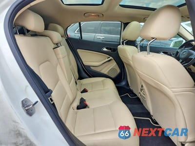 Zdjęcie 11 z 13 samochodu: 2019 MERCEDES-BENZ GLA 250 VIN:WDCTG4EB9KU000837 - miniatura