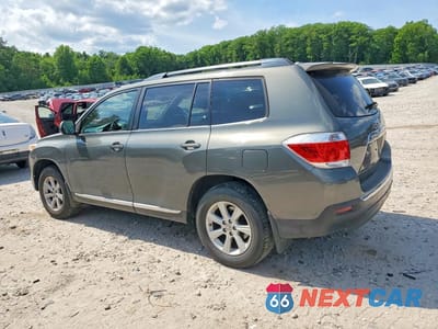 Drugie zdjęcie samochodu z przodu: 2012 TOYOTA HIGHLANDER SE VIN:5TDBK3EH2CS101206 - miniatura