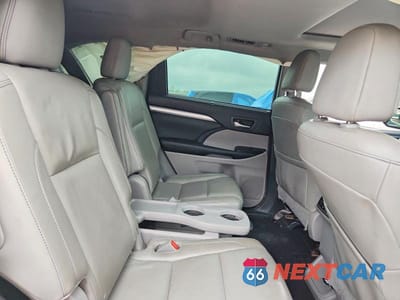 Zdjęcie 11 z 14 samochodu: 2016 TOYOTA HIGHLANDER XLE VIN:5TDJKRFH5GS261597 - miniatura