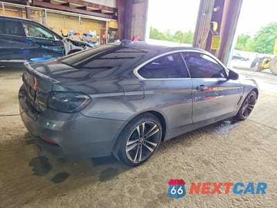 Trzecie zdjęcie samochodu z tyłu: 2020 BMW 440XI VIN:WBA4W9C07LAG90036 - miniatura