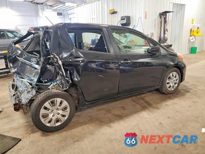 Trzecie zdjęcie samochodu z tyłu: 2013 TOYOTA YARIS 5-DOOR LE VIN:JTDKTUD38DD554283 - miniatura