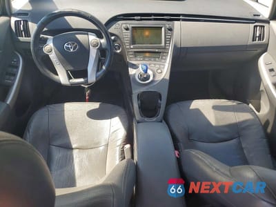 Zdjęcie 8 z 12 samochodu: 2010 TOYOTA PRIUS V VIN:JTDKN3DU6A1036277 - miniatura