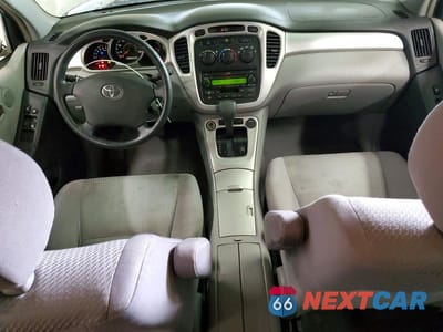 Zdjęcie 8 z 13 samochodu: 2005 TOYOTA HIGHLANDER LIMITED VIN:JTEEP21A450078000 - miniatura