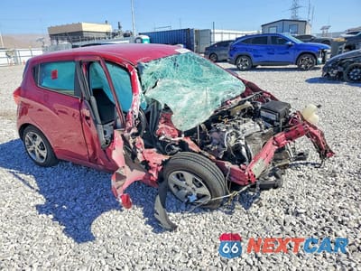 Czwarte zdjęcie samochodu z boku: 2020 CHEVROLET SPARK LS VIN:KL8CB6SA1LC417669 - miniatura