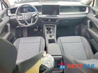 Zdjęcie 8 z 13 samochodu: 2026 VOLKSWAGEN TIGUAN SE VIN:3VVFR7RM2TM074313 - miniatura