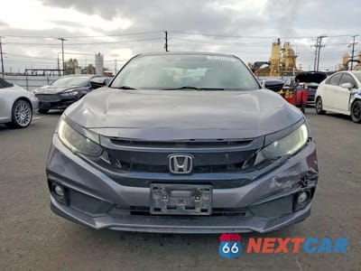 Piąte zdjęcie samochodu w środku: 2019 HONDA CIVIC SPORT VIN:19XFC2F81KE212720 - miniatura