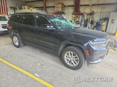 Czwarte zdjęcie samochodu z boku: 2021 JEEP GRAND CHEROKEE L LAREDO VIN:1C4RJKAG9M8179903 - miniatura