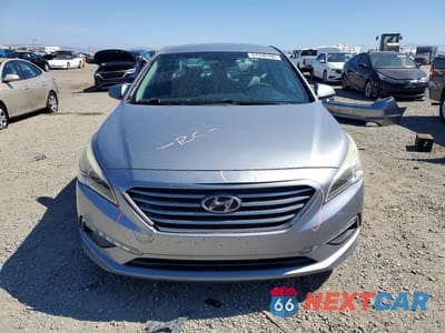 Piąte zdjęcie samochodu w środku: 2015 HYUNDAI SONATA SE VIN:5NPE24AF9FH236152 - miniatura