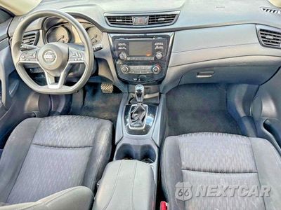 Zdjęcie 9 z 14 samochodu: 2017 NISSAN ROGUE S VIN:KNMAT2MV1HP566166 - miniatura