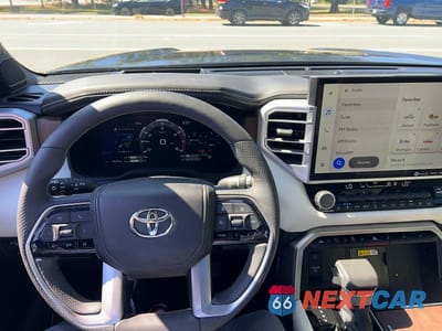 Zdjęcie 7 z 11 samochodu: 2023 TOYOTA SEQUOIA CAPSTONE VIN:7SVAAAAA8PX002228 - miniatura