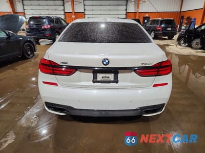 Zdjęcie 6 z 12 samochodu: 2016 BMW 750 XI VIN:WBA7B0C52GGF92213 - miniatura