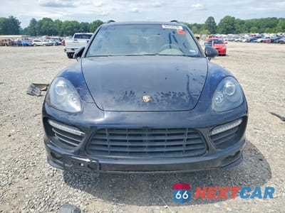 Piąte zdjęcie samochodu w środku: 2013 PORSCHE CAYENNE GTS VIN:WP1AD2A28DLA77741 - miniatura