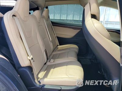 Zdjęcie 11 z 14 samochodu: 2017 TESLA MODEL X VIN:5YJXCDE2XHF059660 - miniatura