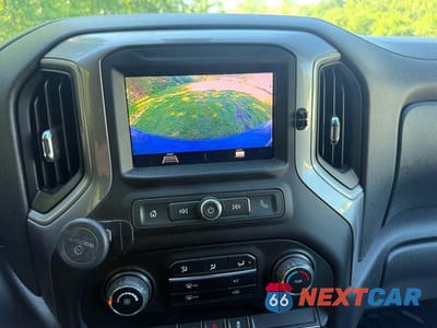 Zdjęcie 10 z 12 samochodu: 2020 CHEVROLET SILVERADO K1500 VIN:3GCNYAEF5LG194297 - miniatura