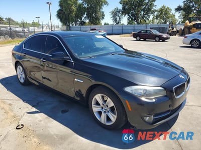 Czwarte zdjęcie samochodu z boku: 2013 BMW 528 I VIN:WBAXG5C59DDY33838 - miniatura