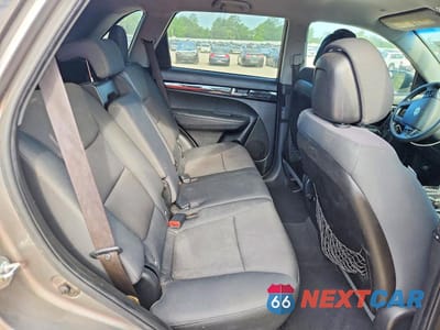 Zdjęcie 11 z 13 samochodu: 2012 KIA SORENTO LX VIN:5XYKT4A27CG248803 - miniatura