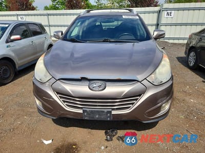 Piąte zdjęcie samochodu w środku: 2012 HYUNDAI TUCSON GLS VIN:KM8JUCAC1CU415808 - miniatura
