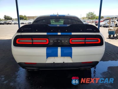Zdjęcie 6 z 12 samochodu: 2016 DODGE CHALLENGER R VIN:2C3CDZFJ6GH234451 - miniatura