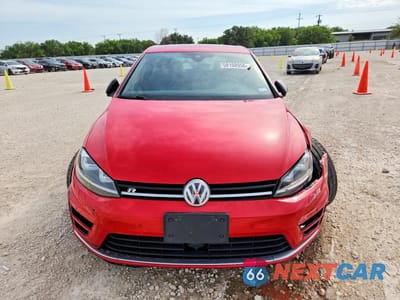 Piąte zdjęcie samochodu w środku: 2017 VOLKSWAGEN GOLF R VIN:WVWVF7AU1HW124835 - miniatura