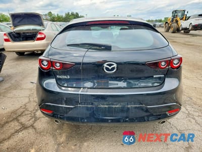 Zdjęcie 6 z 12 samochodu: 2024 MAZDA 3 PREFERRED VIN:JM1BPALMXR1714377 - miniatura
