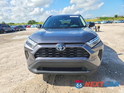 Piąte zdjęcie samochodu w środku: 2024 TOYOTA RAV4 LE VIN:4T3LWRFV7RU119935 - miniatura