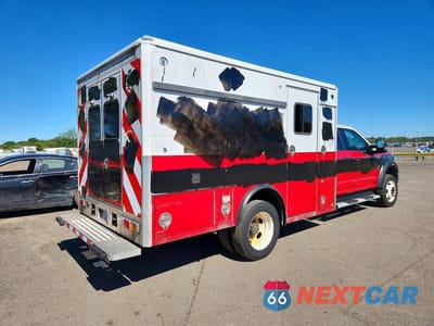 Trzecie zdjęcie samochodu z tyłu: 2017 FORD F550 SUPER DUTY VIN:1FD0X5HT1HEF00606 - miniatura