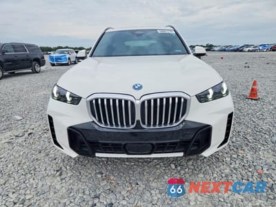 Piąte zdjęcie samochodu w środku: 2024 BMW X5 XDRIVE50E VIN:5UX43EU09R9T25625 - miniatura