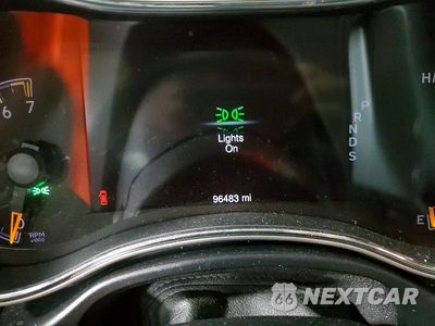 Zdjęcie 9 z 12 samochodu: 2014 JEEP GRAND CHEROKEE LIMITED VIN:1C4RJFBG1EC350986 - miniatura