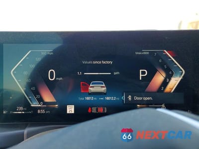 Zdjęcie 9 z 12 samochodu: 2023 BMW 330I VIN:3MW69FF03P8D23739 - miniatura