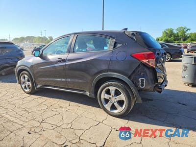 Drugie zdjęcie samochodu z przodu: 2017 HONDA HR-V LX VIN:3CZRU6H3XHG706469 - miniatura
