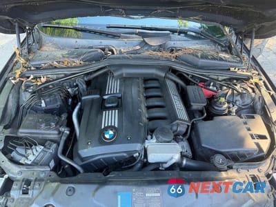 Zdjęcie 7 z 10 samochodu: 2010 BMW 528 XI VIN:WBANV1C50AC159960 - miniatura