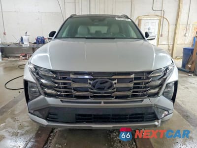 Piąte zdjęcie samochodu w środku: 2025 HYUNDAI TUCSON LIMITED VIN:5NMJE3DE2SH568220 - miniatura