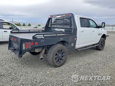 Trzecie zdjęcie samochodu z tyłu: 2015 RAM 2500 SLT VIN:3C6UR5DL1FG638553 - miniatura