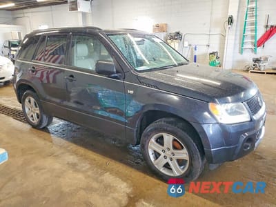 Czwarte zdjęcie samochodu z boku: 2008 SUZUKI GRAND VITARA LUXURY VIN:JS3TD947X84101274 - miniatura