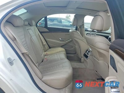 Zdjęcie 10 z 12 samochodu: 2016 MERCEDES-BENZ S 550 4MATIC VIN:WDDUG8FB3GA210929 - miniatura