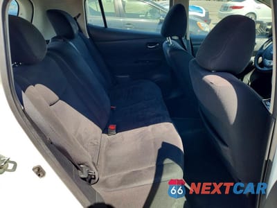 Zdjęcie 10 z 12 samochodu: 2016 NISSAN LEAF SV VIN:1N4BZ0CP8GC302206 - miniatura