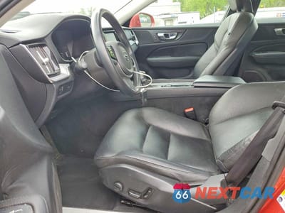 Zdjęcie 7 z 12 samochodu: 2019 VOLVO V60 T5 MOMENTUM VIN:YV1102EK1K2337837 - miniatura