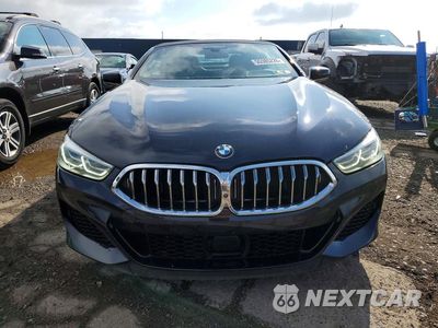 Piąte zdjęcie samochodu w środku: 2019 BMW M850XI VIN:WBAFY4C50KBX39214 - miniatura