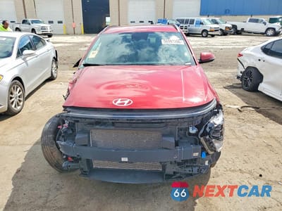 Piąte zdjęcie samochodu w środku: 2024 HYUNDAI KONA SEL VIN:KM8HBCAB1RU180928 - miniatura