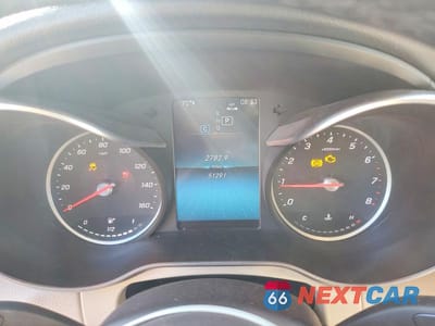 Zdjęcie 9 z 14 samochodu: 2022 MERCEDES-BENZ GLC 300 4MATIC VIN:W1N0G8EBXNV337637 - miniatura