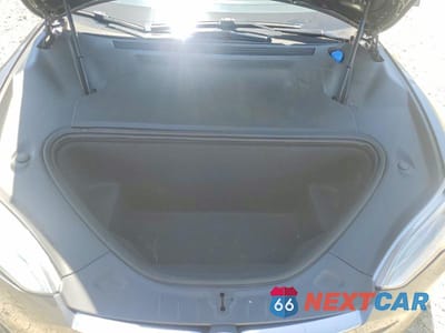 Zdjęcie 11 z 12 samochodu: 2019 TESLA MODEL S VIN:5YJSA1E24KF307309 - miniatura