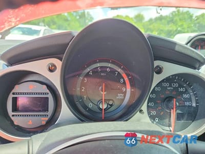Zdjęcie 9 z 13 samochodu: 2014 NISSAN 370Z TOURING VIN:JN1AZ4EH9EM631350 - miniatura